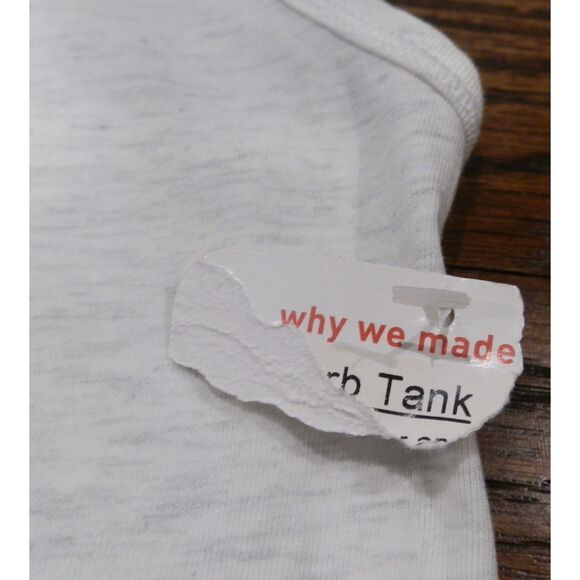 Lululemon Athletica Love White Superb Tank Top Women's Size 6 NWT - Picture 3 of 3